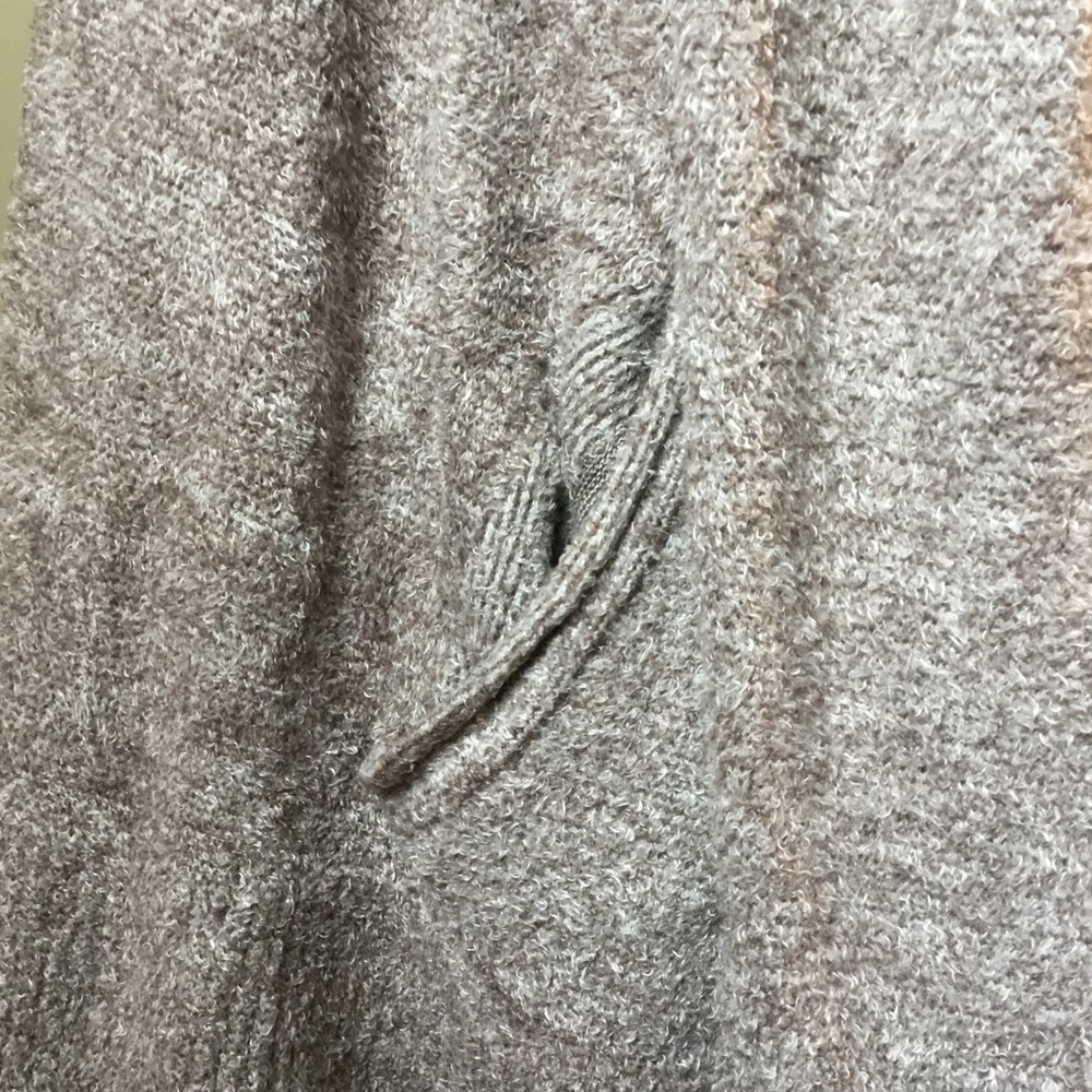 Barefoot Dreams CozyChic Lite Circle Cardigan - Picture 7 of 7